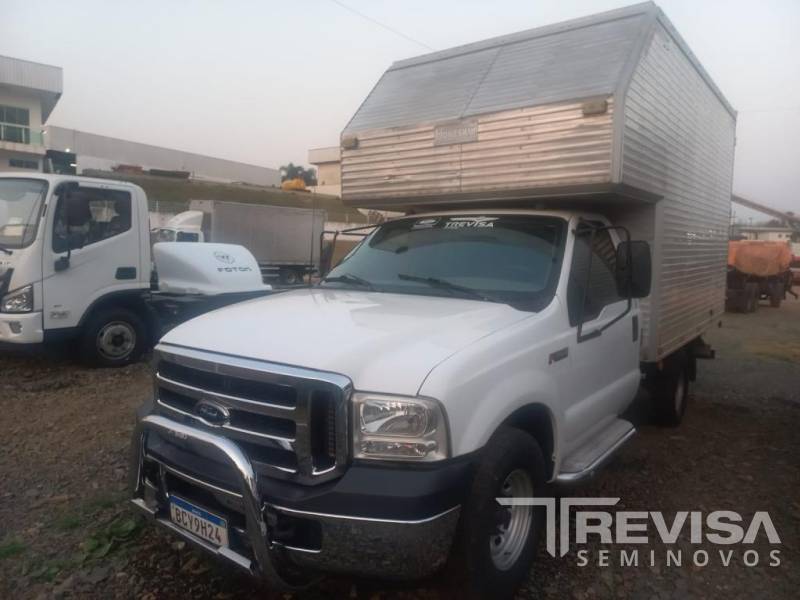 Ford Ford F350 Baú seco  - 2019