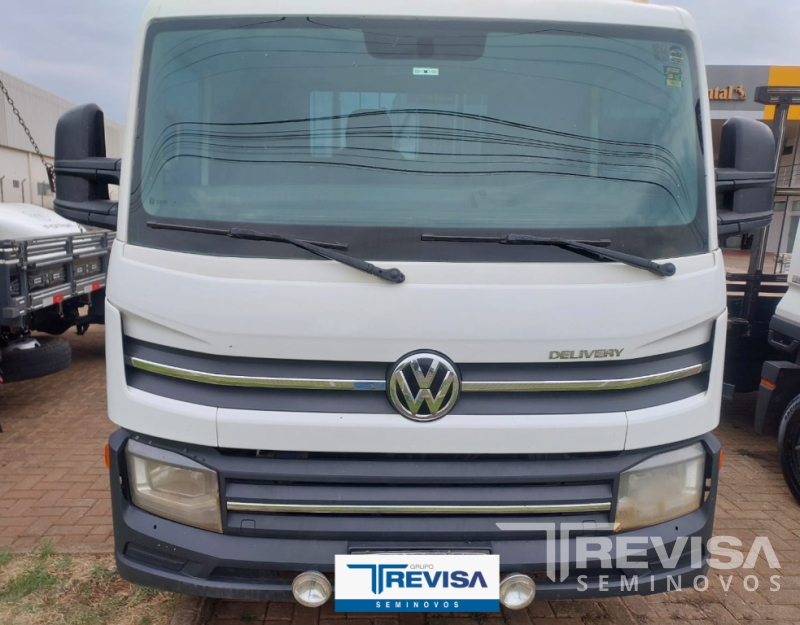 VW - VolksWagen Express com Carroceria  - 2021