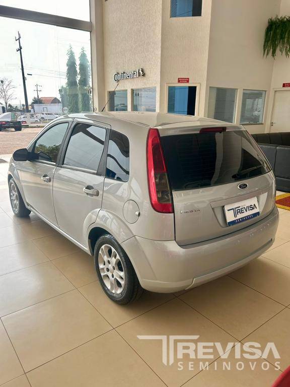 Ford Fiesta 1.6 Completo - 2013